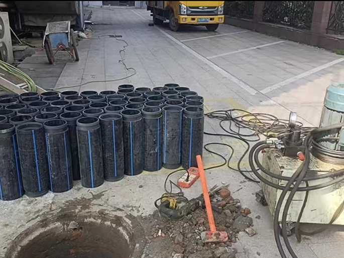 伊通PE置换管厂家 DN315置换管 非开挖管短管置换